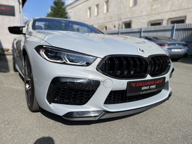 BMW M8