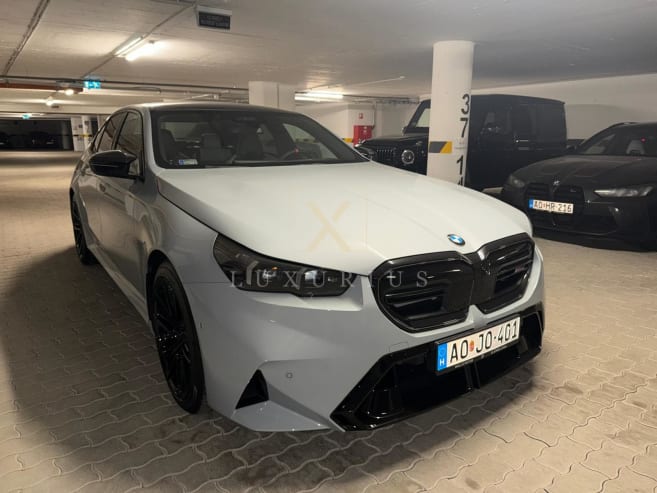 BMW M5