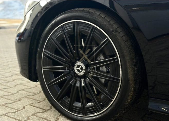 Mercedes-Benz CLE 300