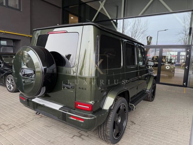 Mercedes-Benz G63