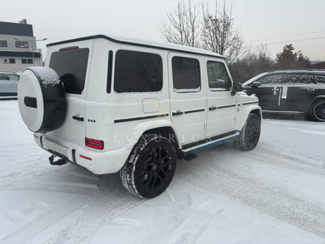 Mercedes-Benz G63