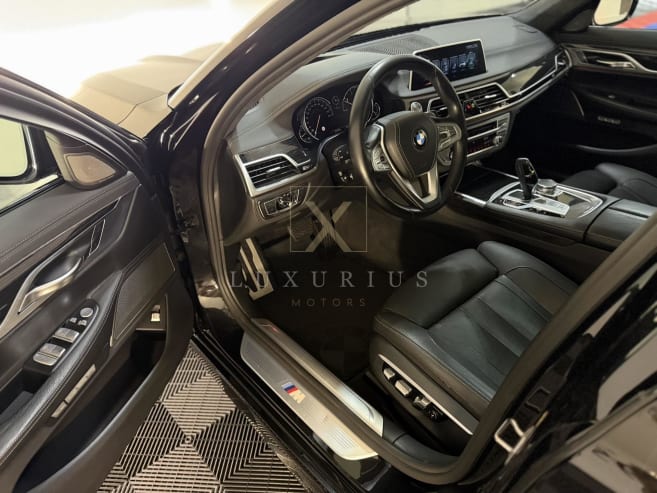 BMW Řada 7
