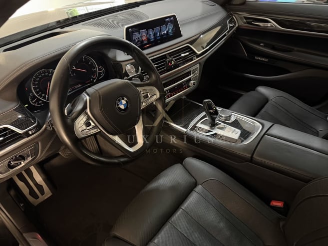 BMW Řada 7