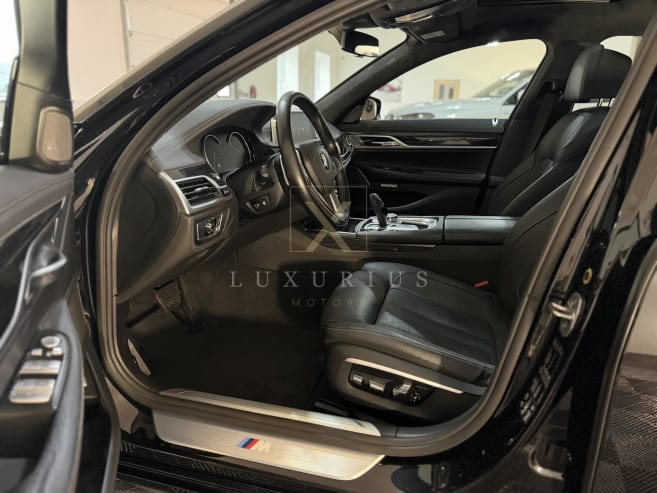 BMW Řada 7