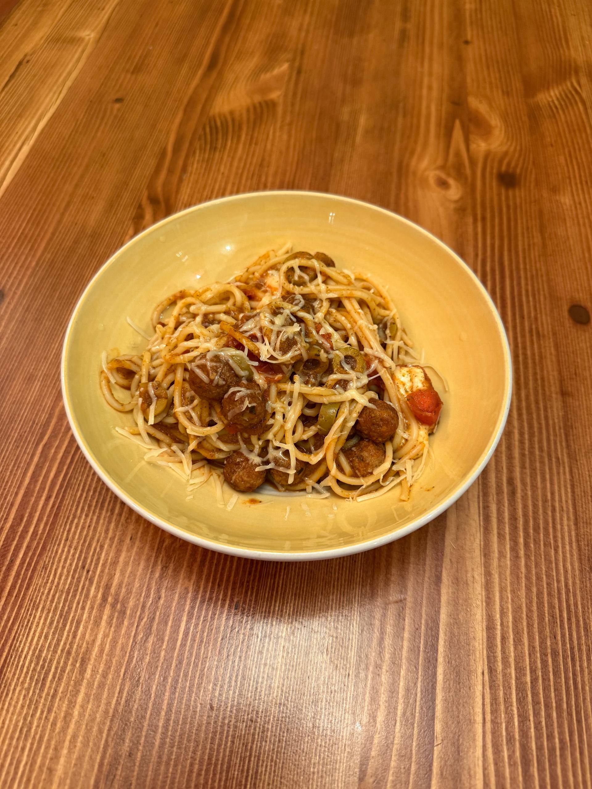 Неаполитана с фрикадельками