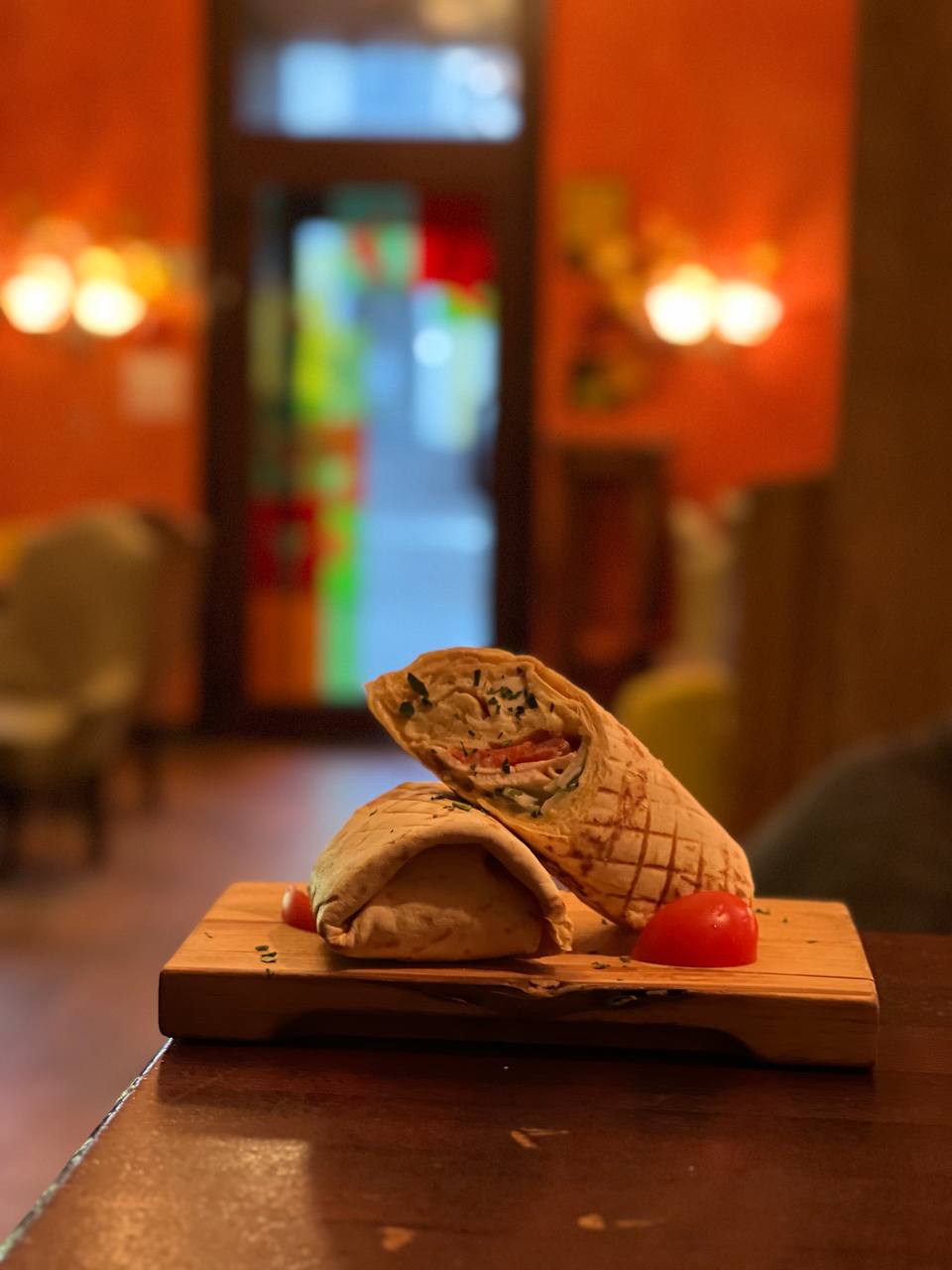 Утренний ролл с цыплёнком