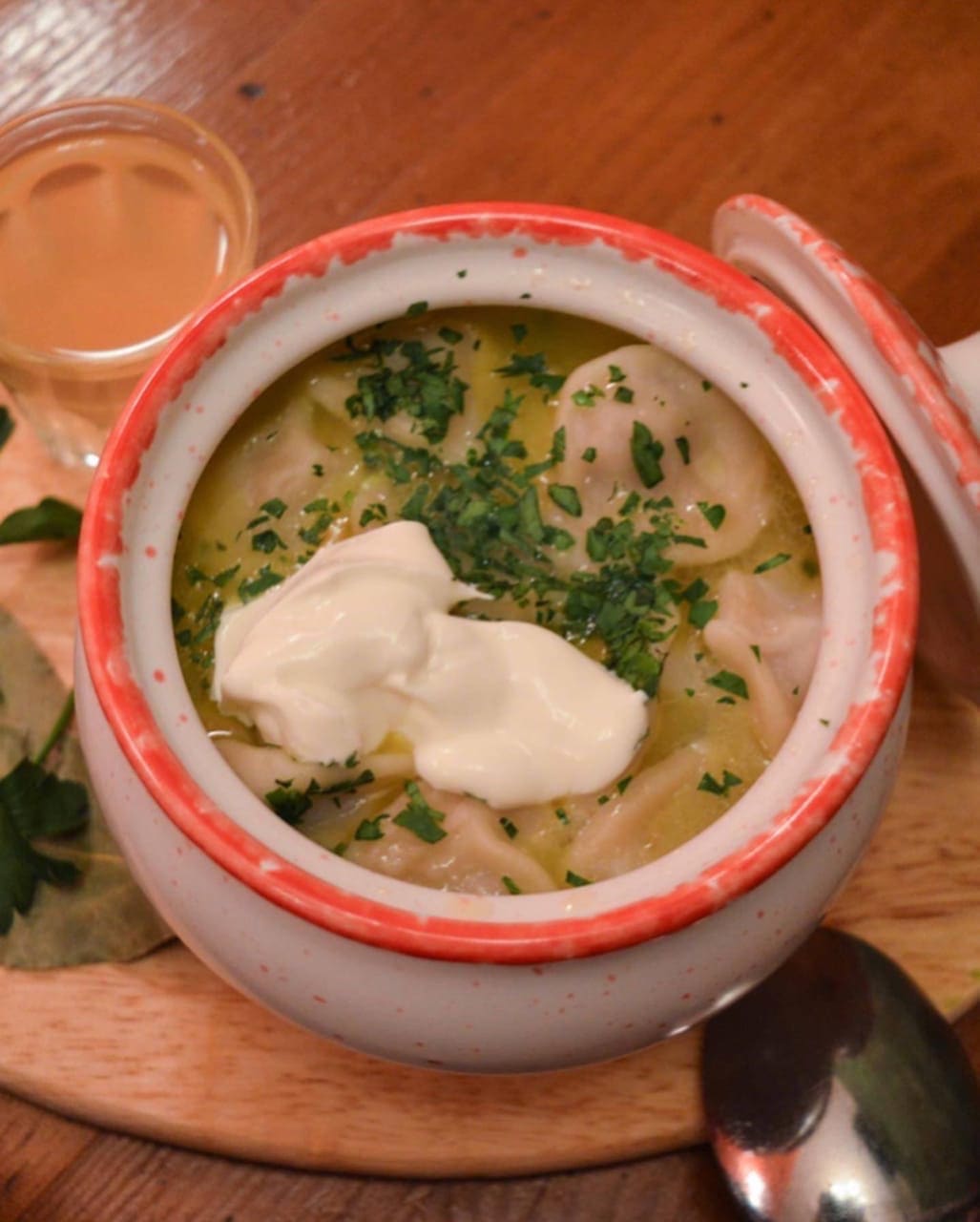 Пельмешки с бульоном