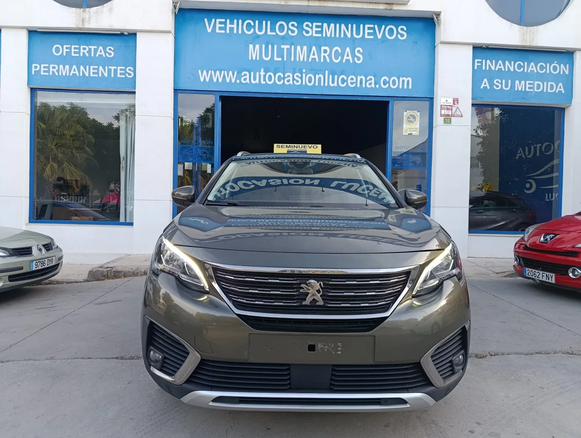 PEUGEOT 5008 ALLURE 1.5 BLUEHDI 130 CV 7 PLAZAS