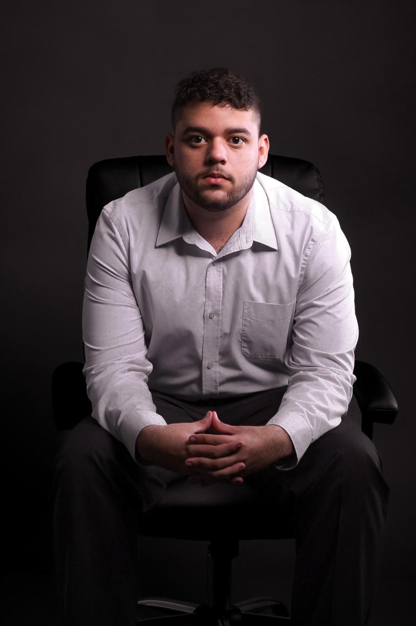 Retrato profissional de joão luís.