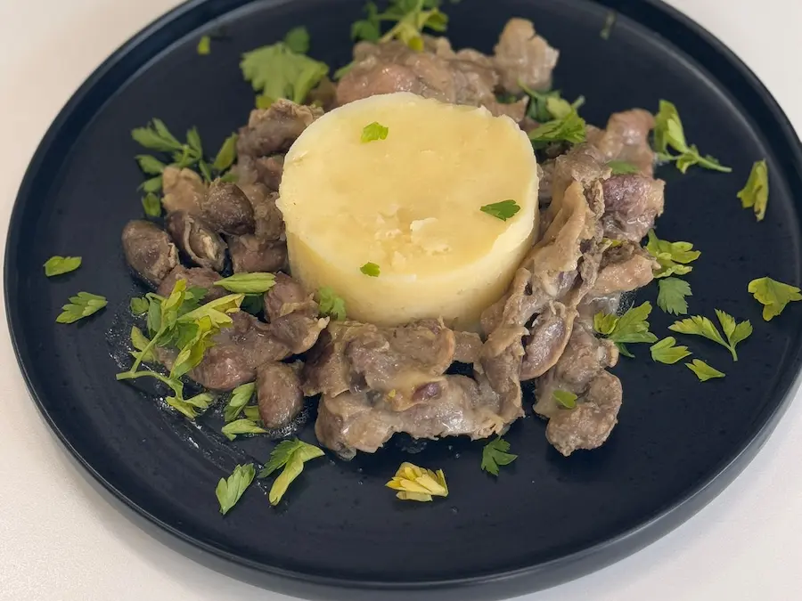 Imagine din meniu cu Pipote da pasare cu usturoi