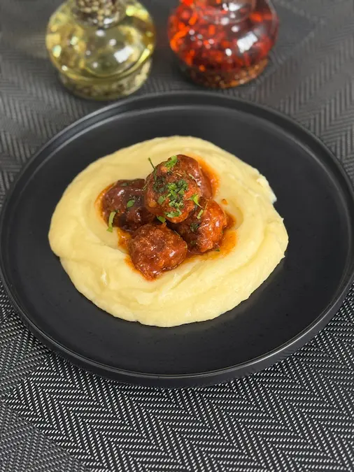 Imagine din meniu cu Chiftele marinate de pui