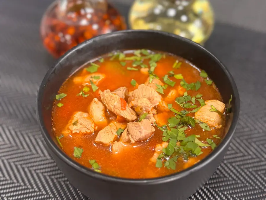 Imagine din meniu cu Ciorba de porc