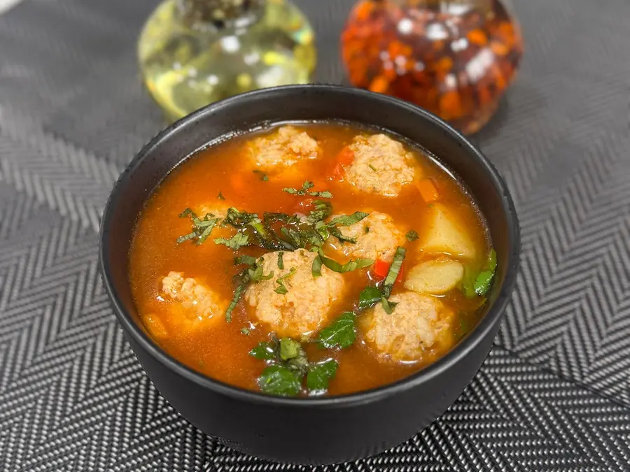 Imagine din meniu cu Ciorba de perisoare