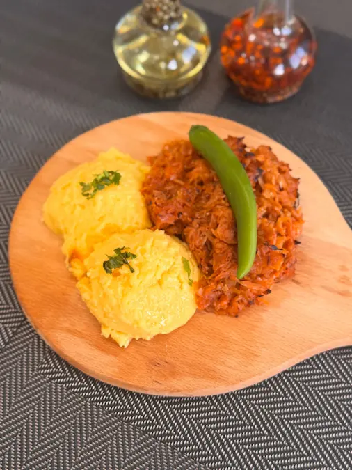 Imagine din meniu cu Varza a la Cluj