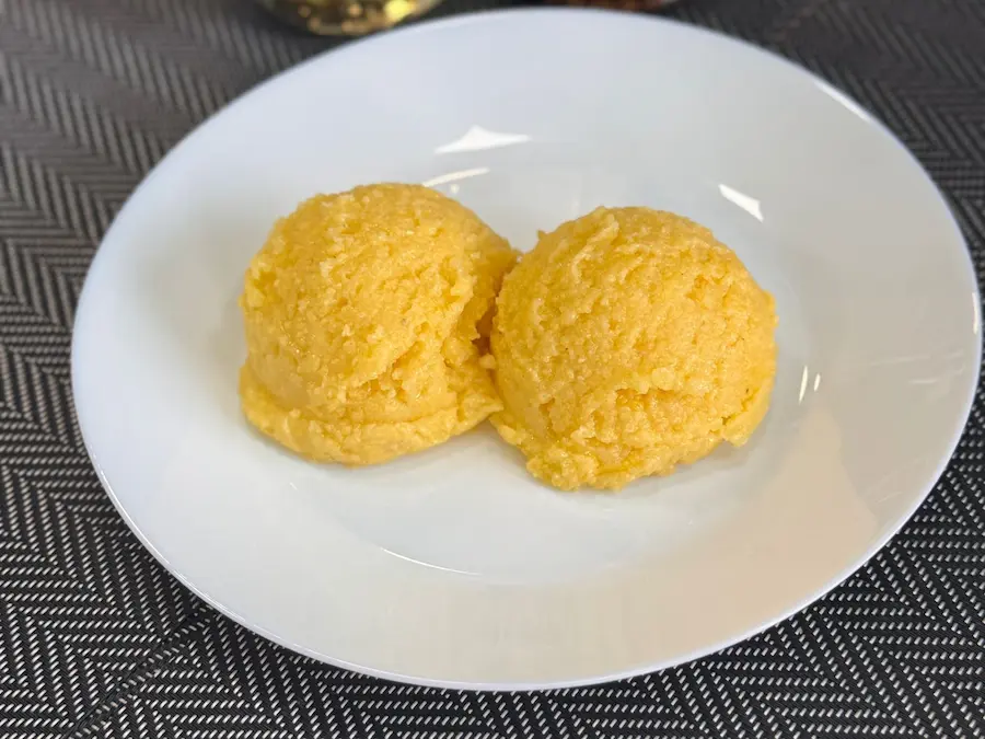 Imagine din meniu cu Mamaliga