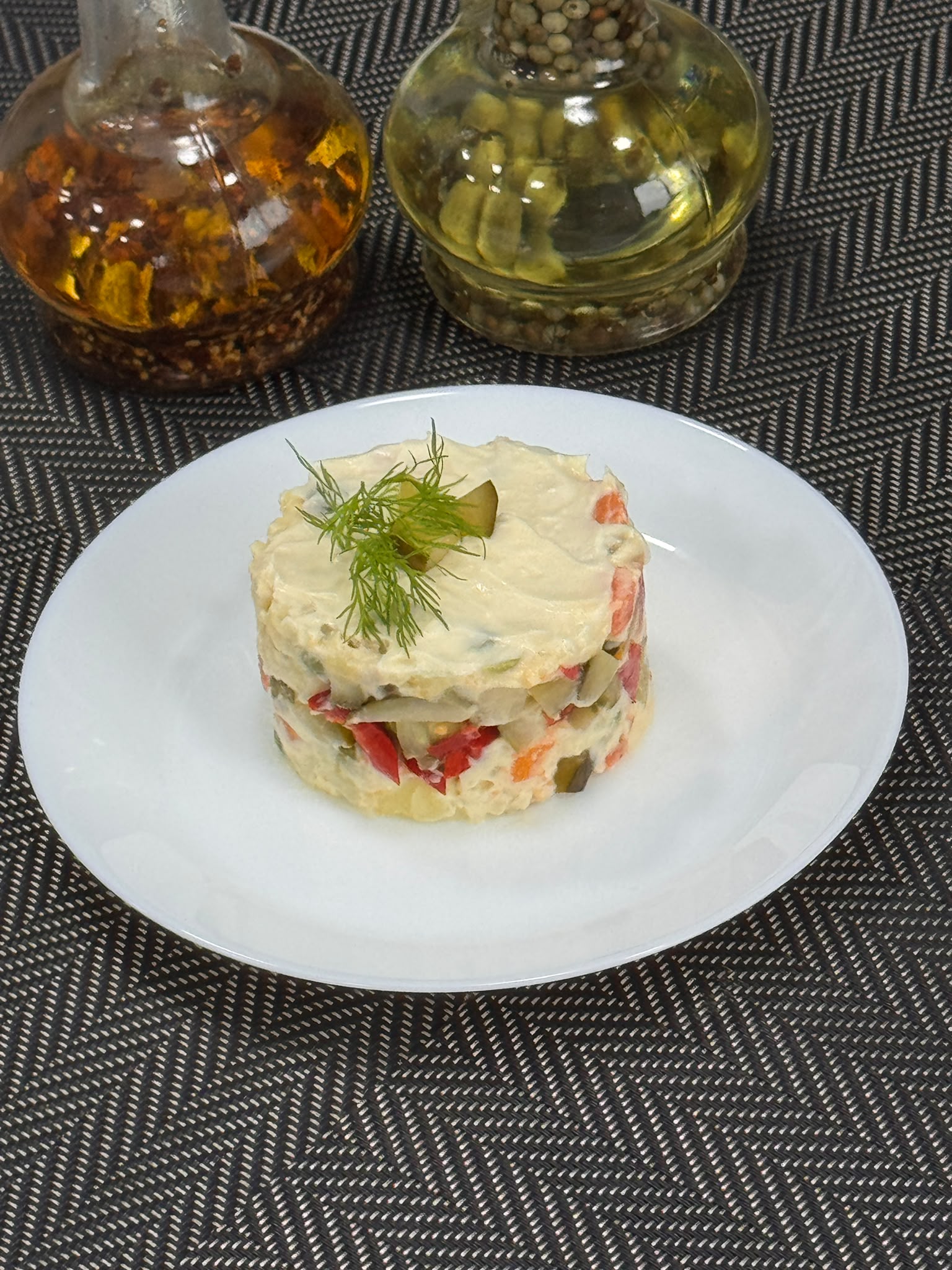 Imagine din meniu cu Salată de boeuf