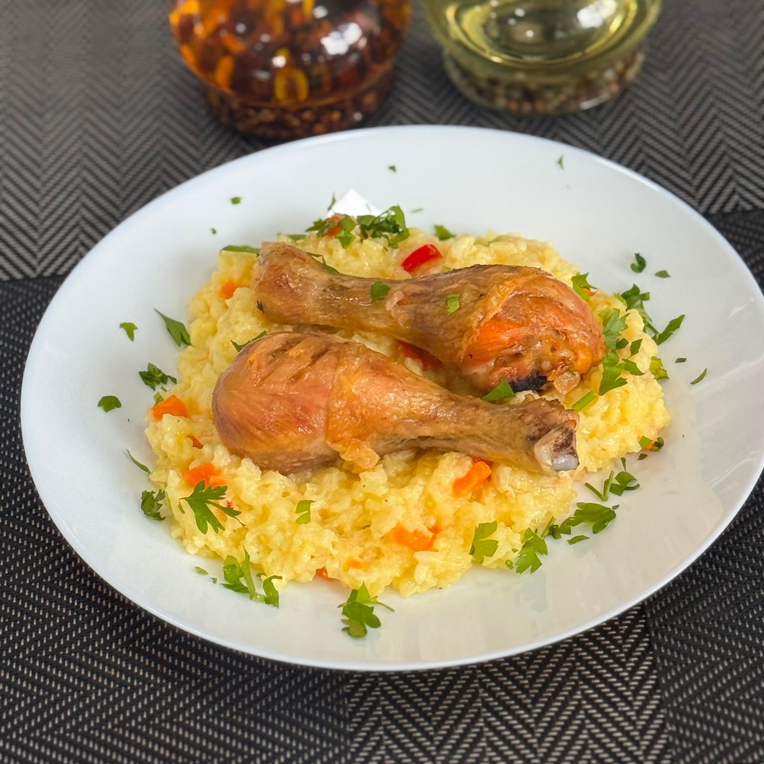Imagine din meniu cu Pilaf cu pui