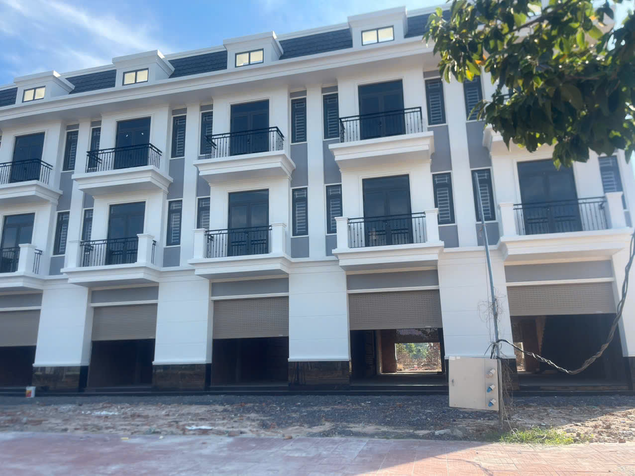Toàn cảnh khu vực Mega City 2 – ảnh 6