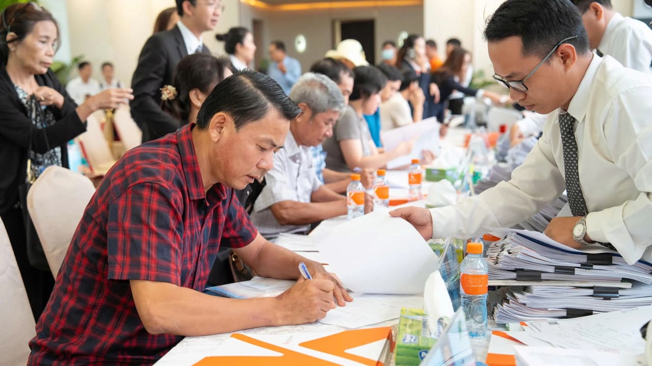 Văn phòng tiếp nhận hồ sơ xác nhận chuyển nhượng của Kim Oanh Group