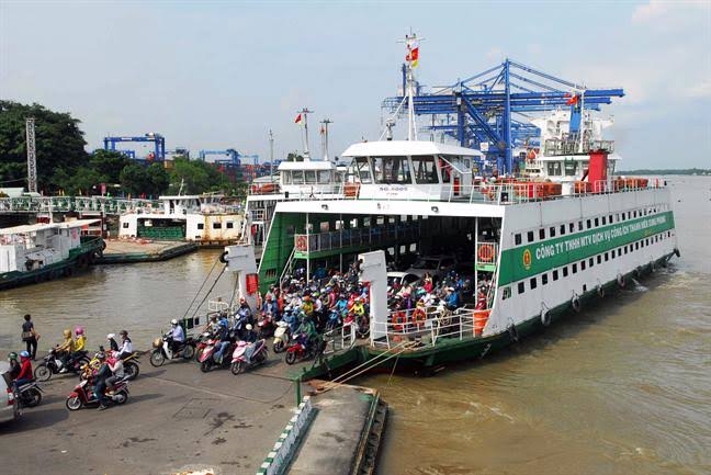 Lộ trình di chuyển từ Quận 2 qua phà Cát Lái đến dự án Mega City 2