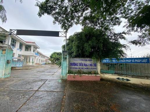 Trường THPT Nguyễn Bỉnh Khiêm trường chuẩn quốc gia gần dự án Mega City 2