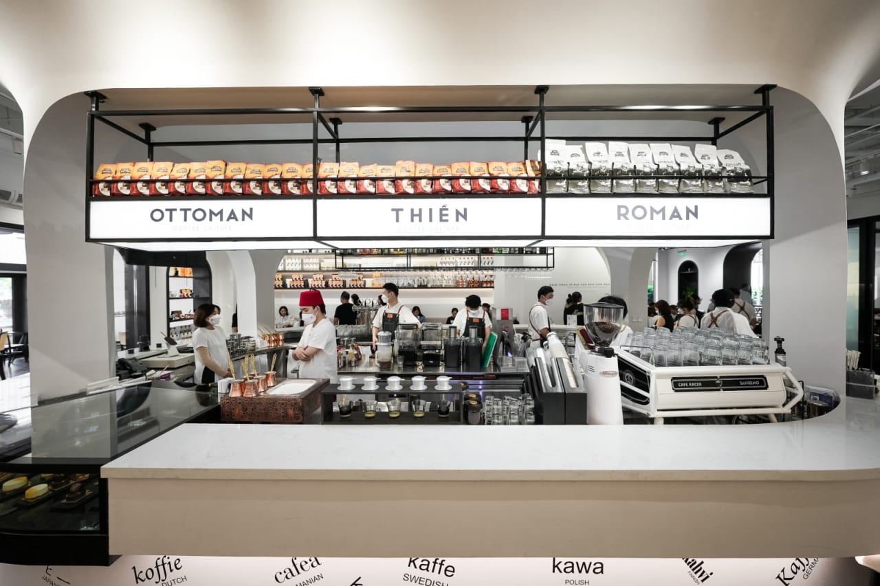 Hoạt động kinh doanh ăn uống giải trí F&B tại shophouse Mega City 2