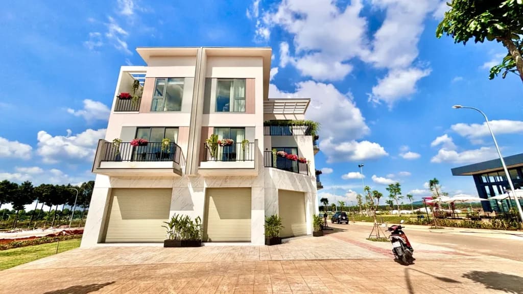 Nhà phố xây dựng hoàn thiện thực tế tại dự án The Link City Dầu Giây Đồng Nai