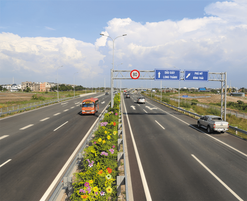 Cao tốc QL1A kết nối The Link City Dầu Giây với TP Hồ Chí Minh và Biên Hòa