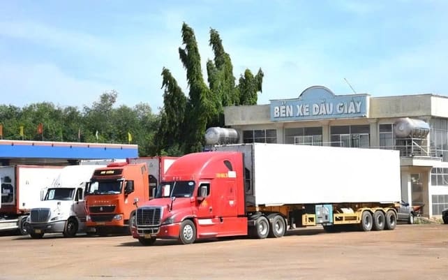 Cao tốc logistics xe tải container khu vực Dầu Giây Đồng Nai