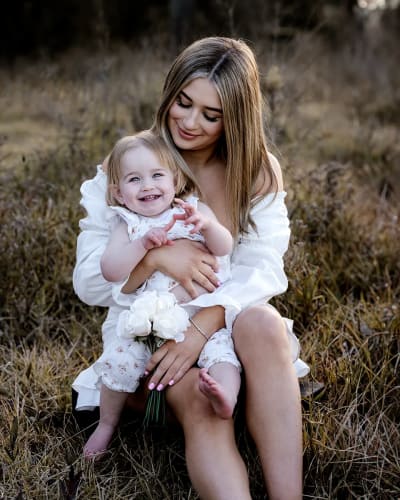 Sydney family photographer — Jade family portrait session by Shekhar Jay Photography