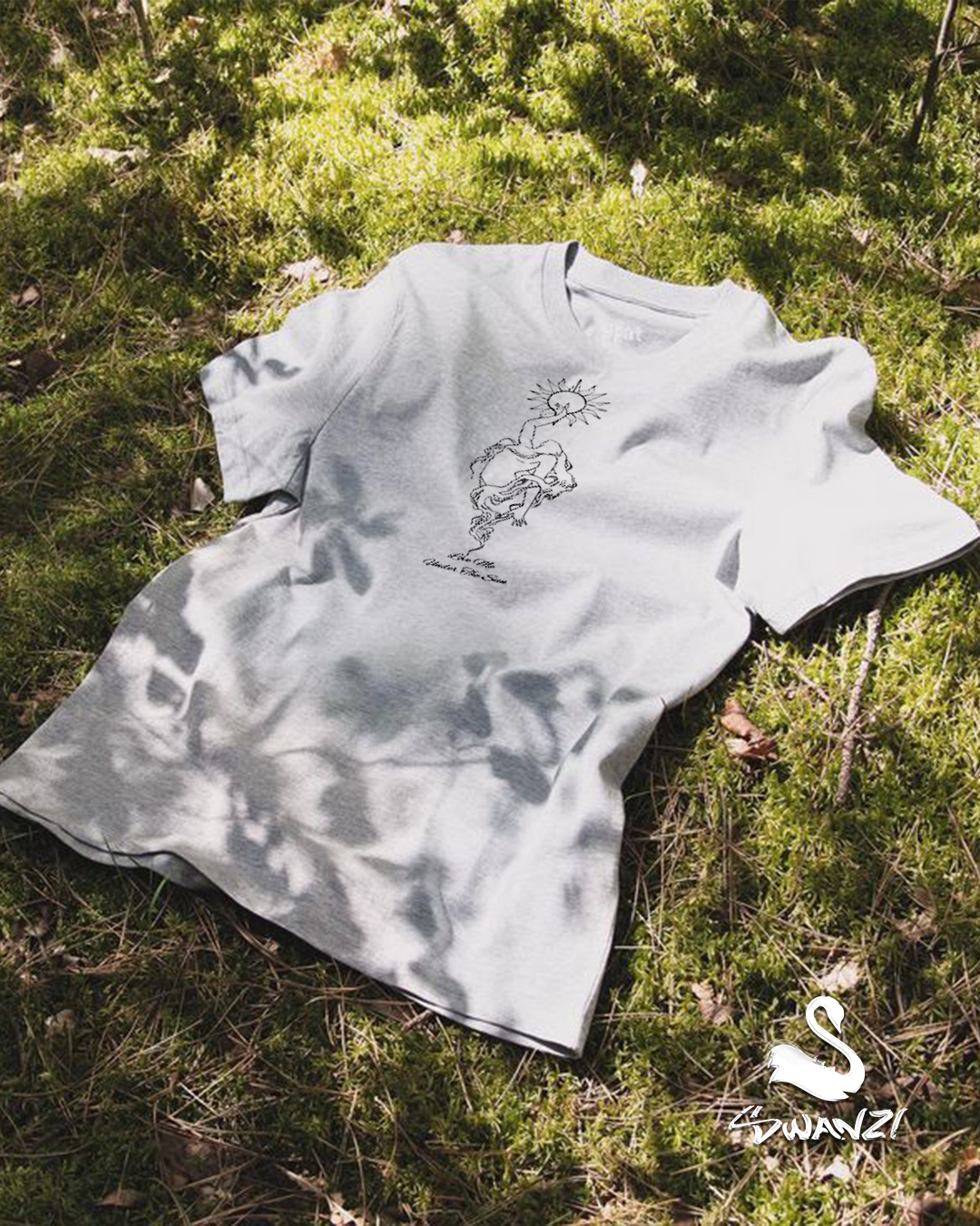 Love me Tee thumbnail 5