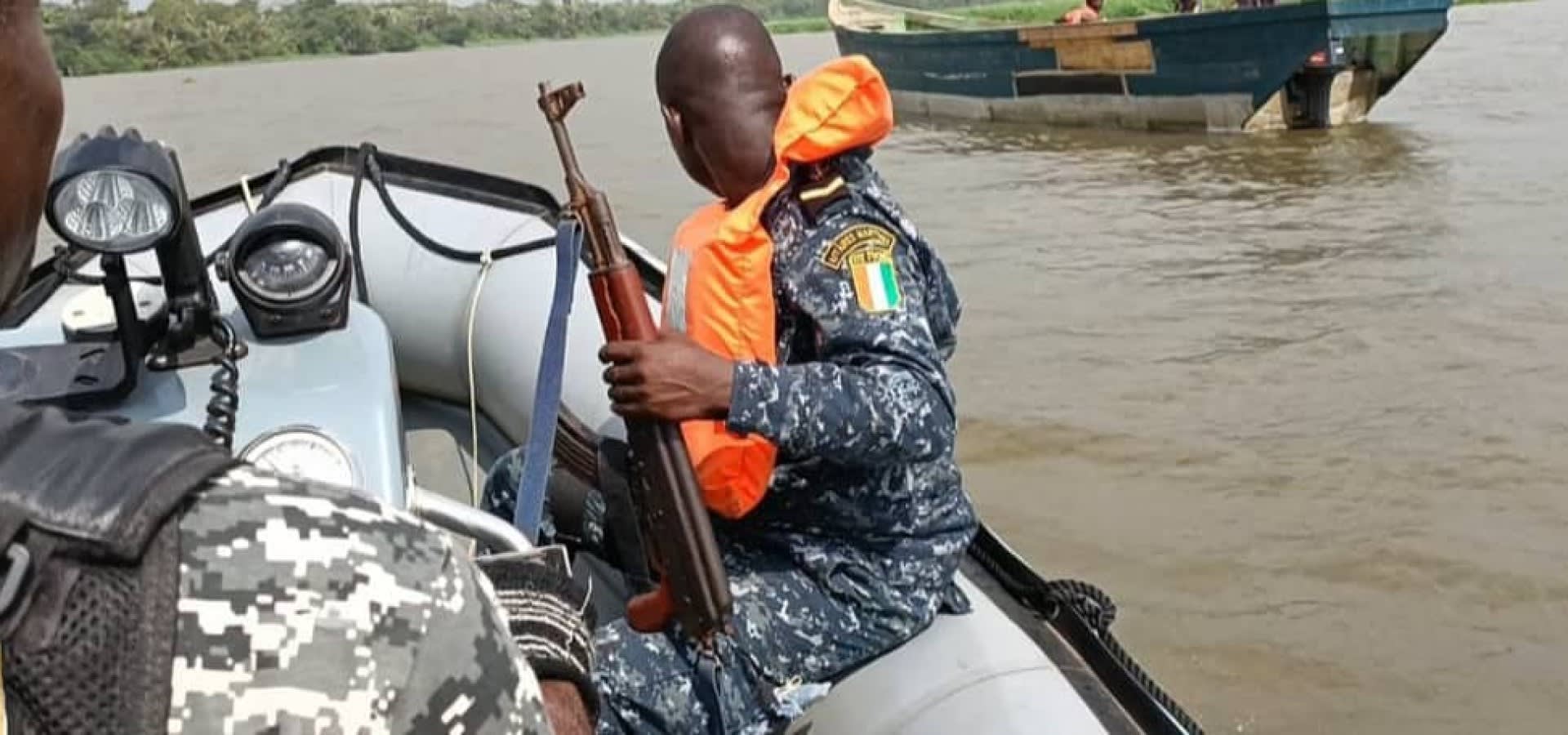 RÉVOLTE DE LA POLICE  DES AFFAIRES MARITIMES EN CÔTE D’IVOIRE 🛥️🇨🇮