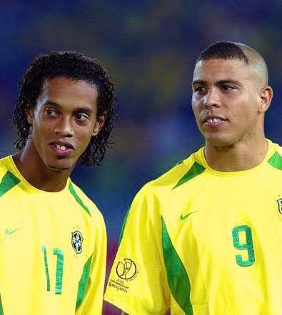 RONALDINHO REPREND SA CARRIÈRE ⚽️