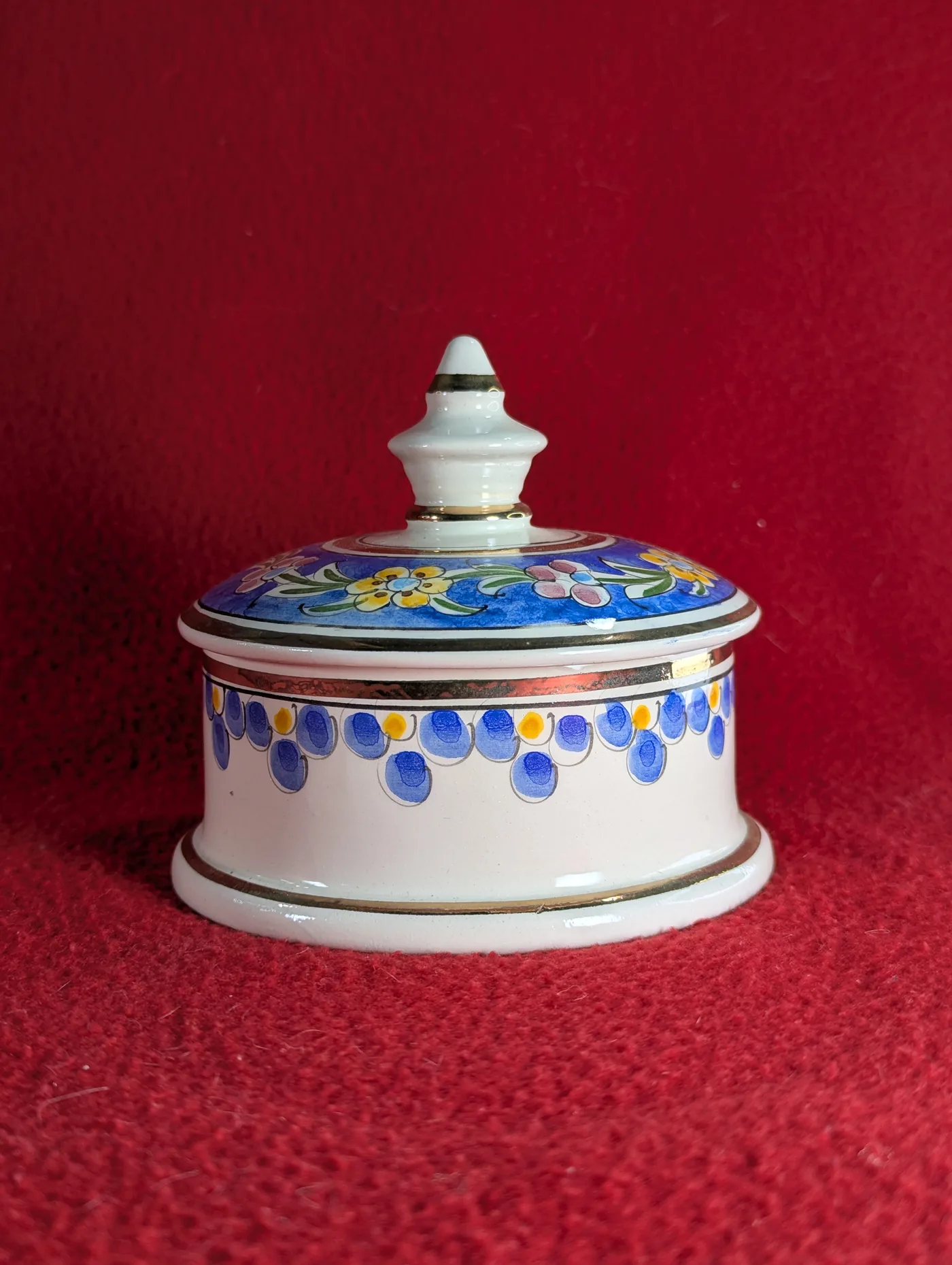 Pot en céramique — vue 2