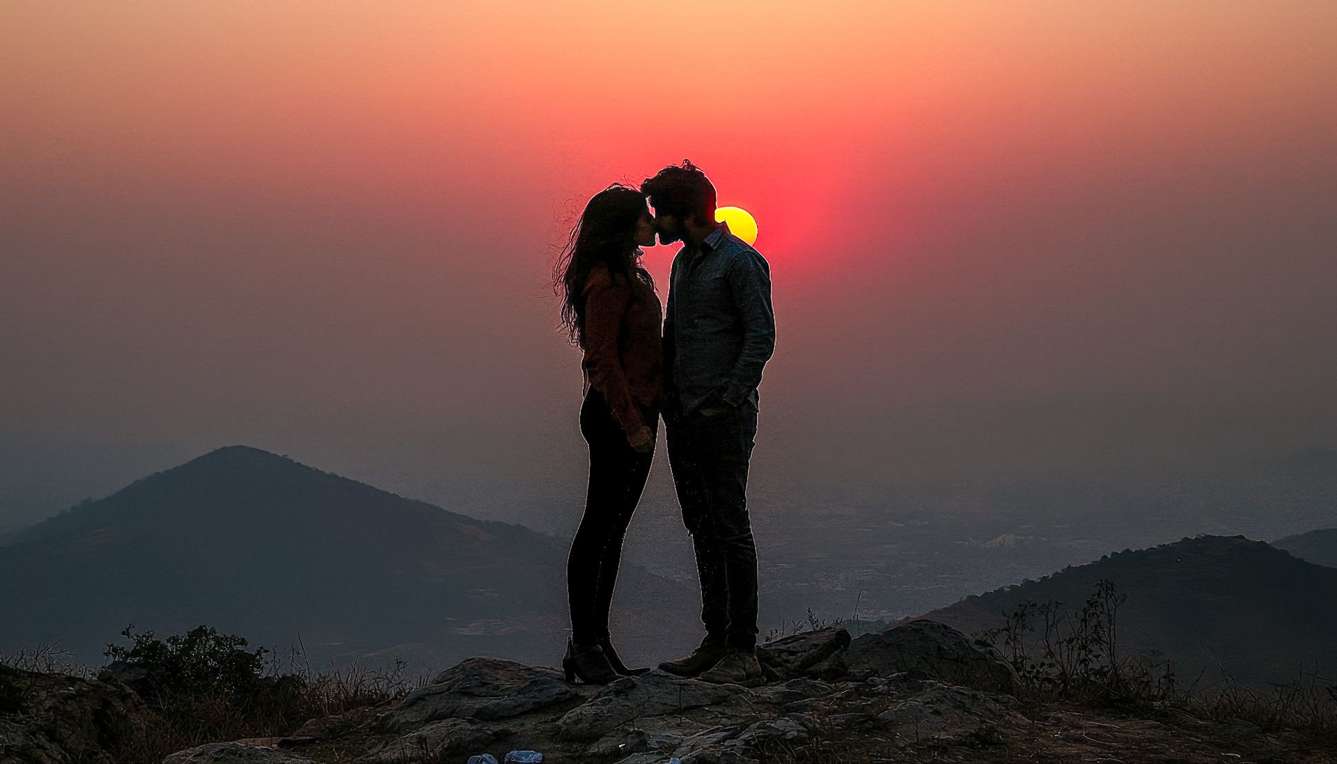 sunset view in mount abu, honeymoon in mount abu
