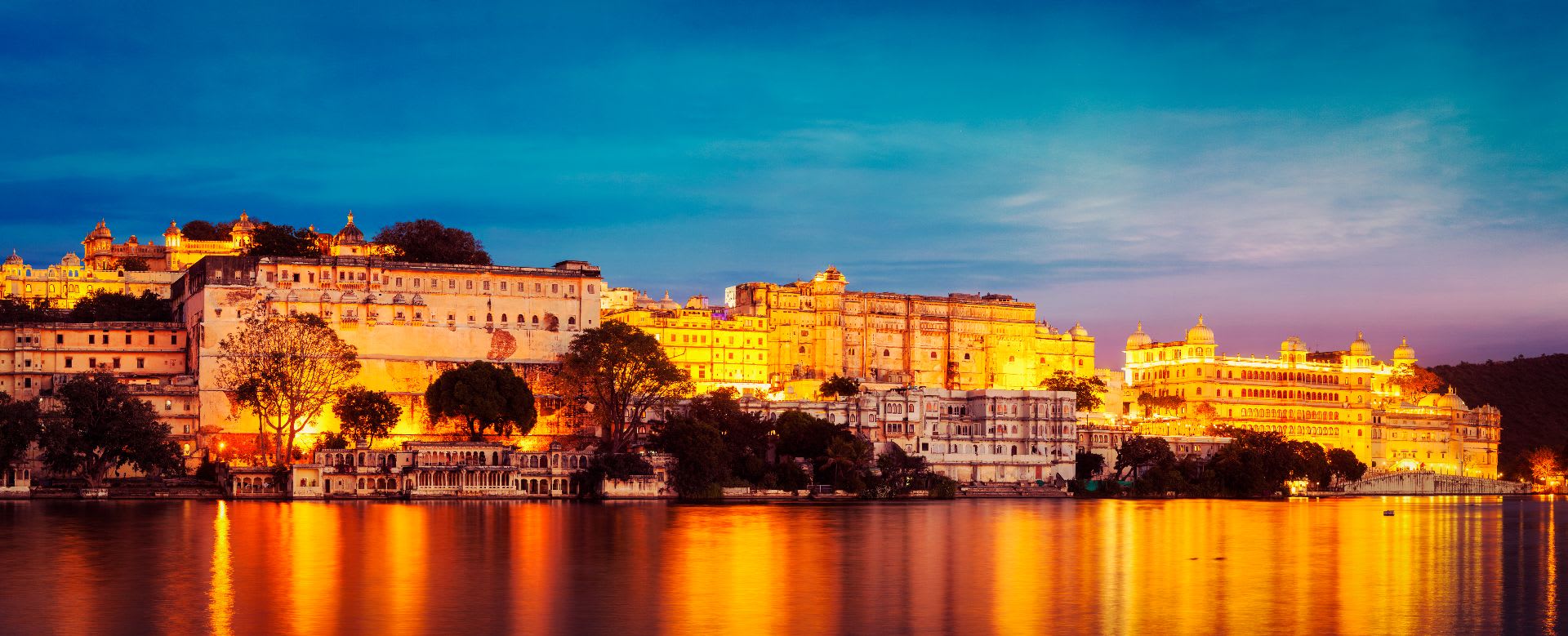 Best luxury & budget friendly Hotels to stay in Udaipur 