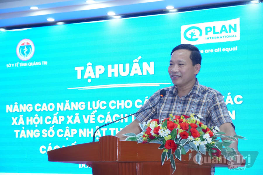 Ông Hồ Tân Cảnh, Phó Giám đốc Sở Y tế phát biểu khai mạc lớp tập huấn - Ảnh: HL