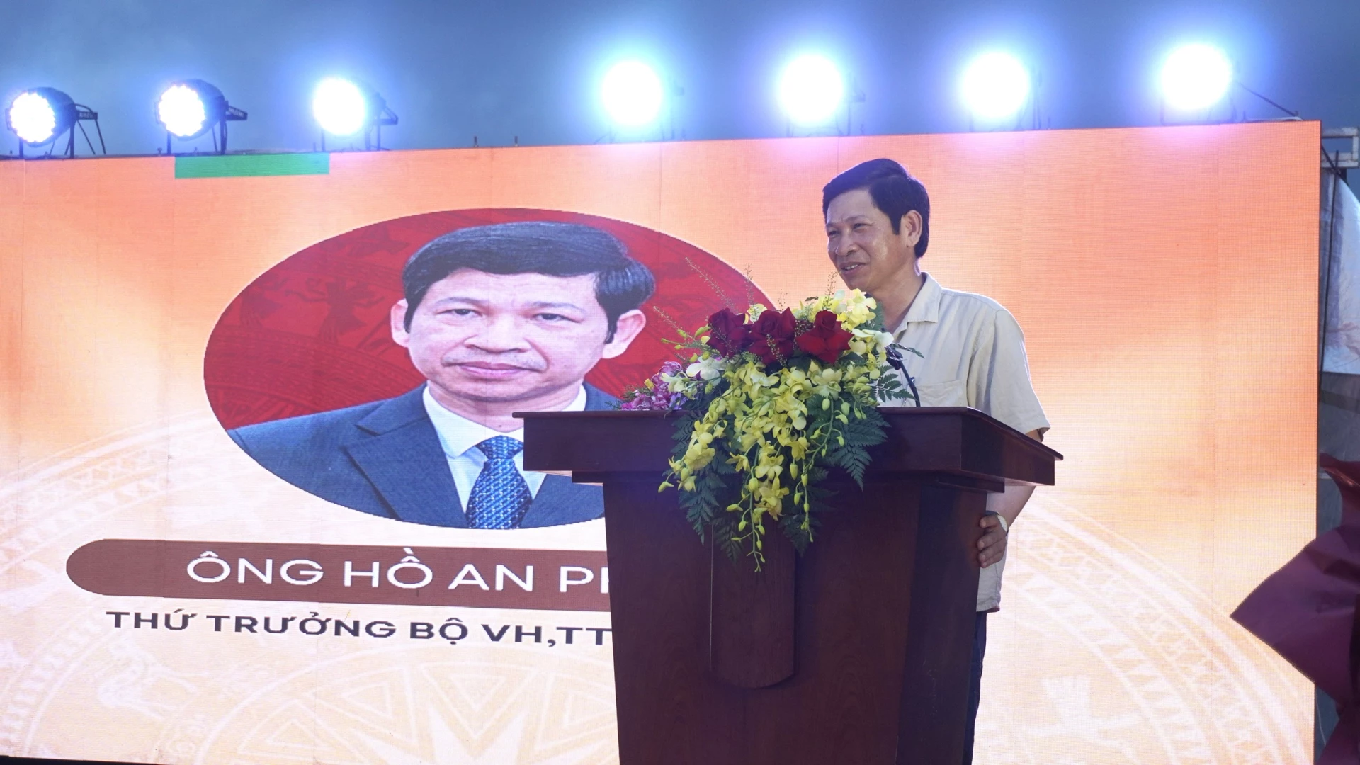 Đồng chí Thứ trưởng Bộ Văn hóa, Thể thao và Du lịch Hồ An Phong phát biểu tại buổi lễ - Ảnh: H.T