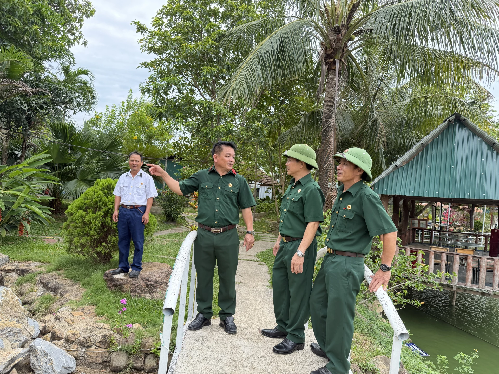 Tạo không gian xanh luôn là ưu tiên hàng đầu trong kinh doanh dịch vụ du lịch của ông Ngỗ Xuân Dũng