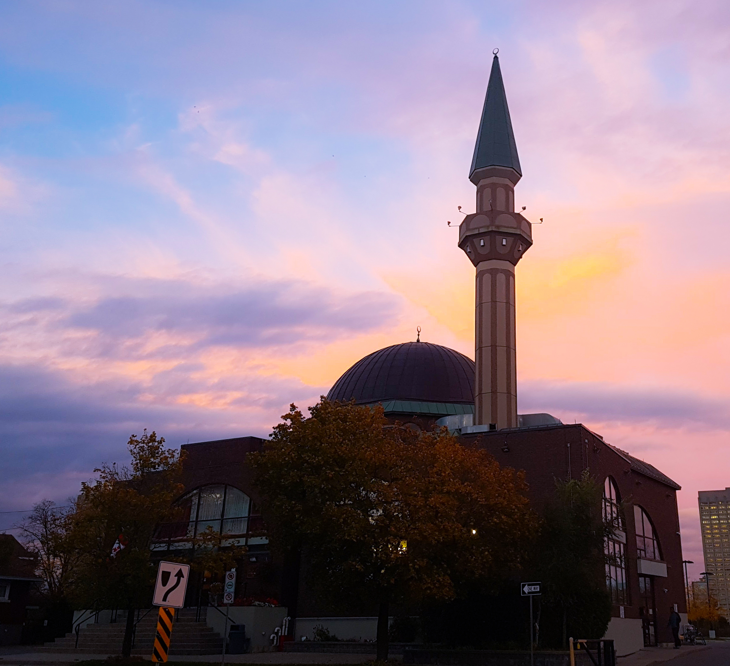 Discovering the Best Canadian City for Muslims: A Blend of Community and Quality of Life