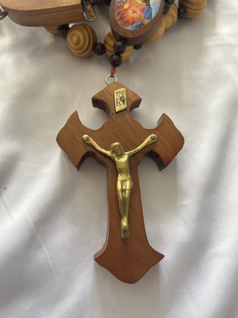 Rosario Dinding Sedang Loreng Gold