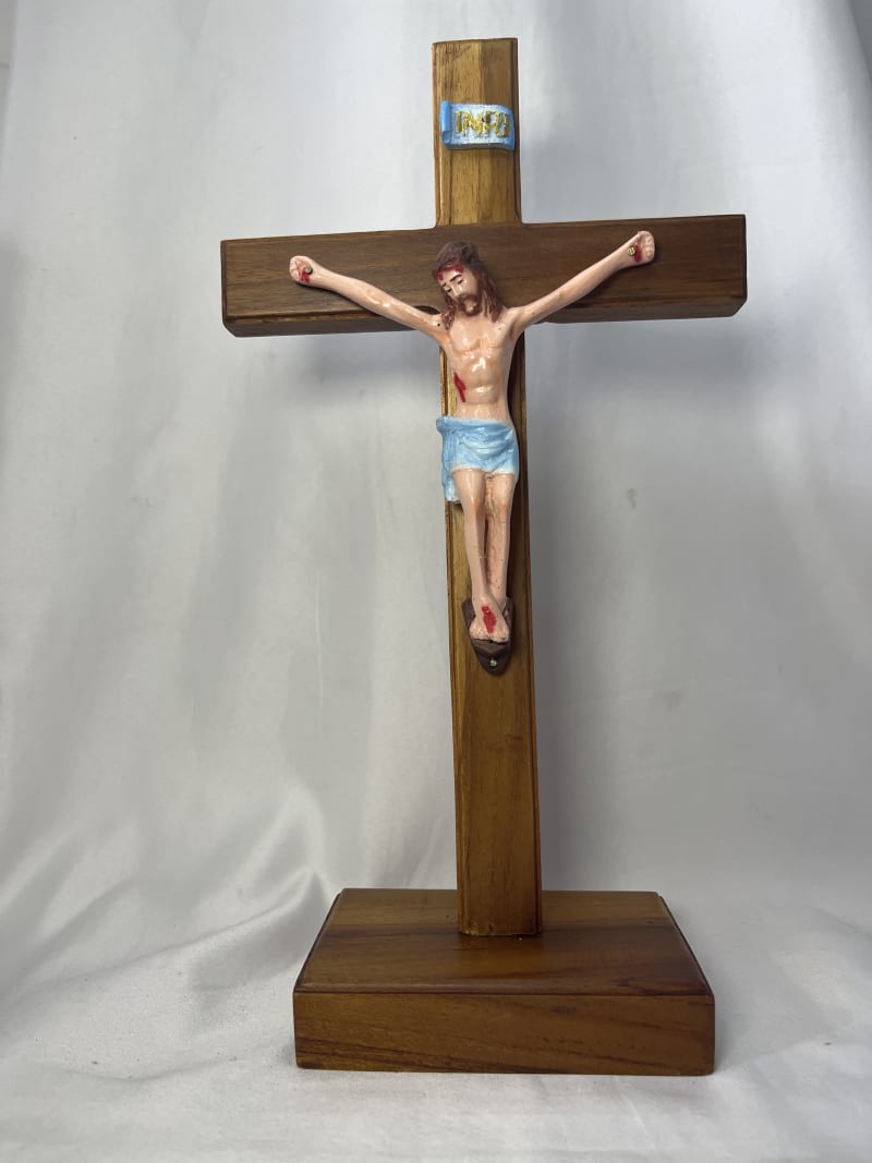 Salib Duduk Alas Kotak + Kous Sdkj B