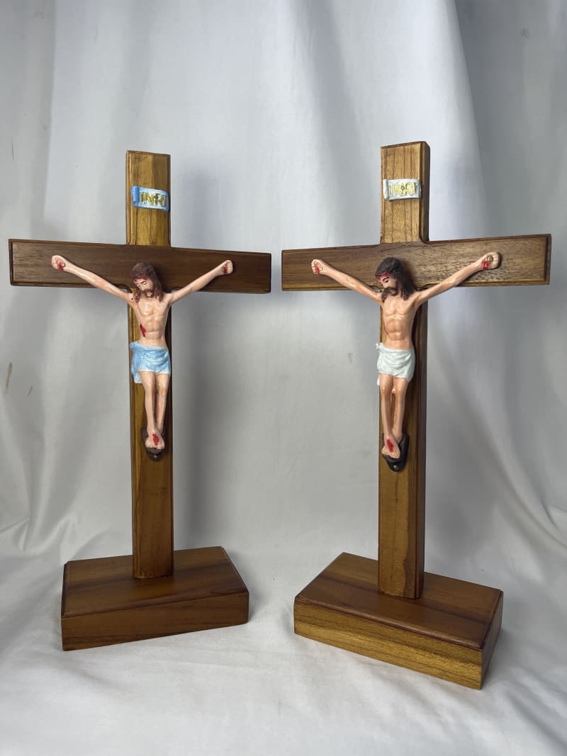 Salib Duduk Alas Kotak + Kous Sdkj B