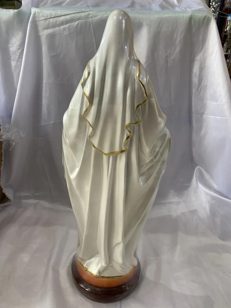 PATUNG MTT HK PUTIH MUTIARA 60 CM