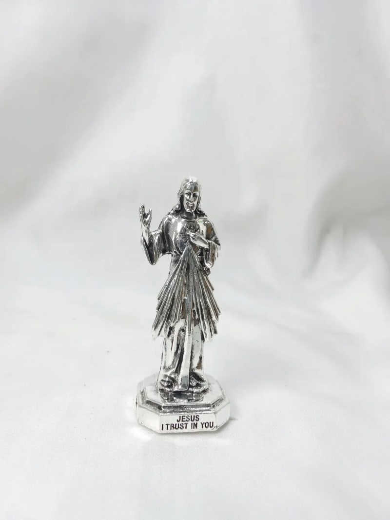 PATUNG STANLIES KERAHIMAN 10 CM