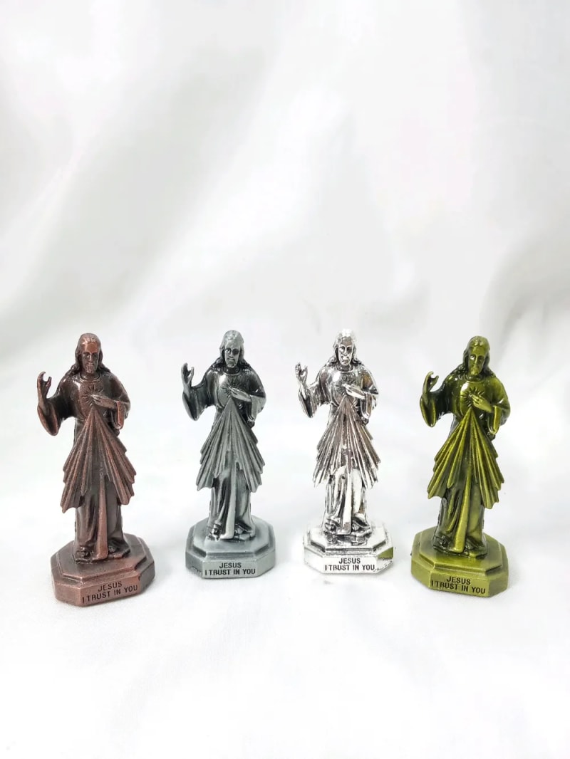 PATUNG STANLIES KERAHIMAN 10 CM