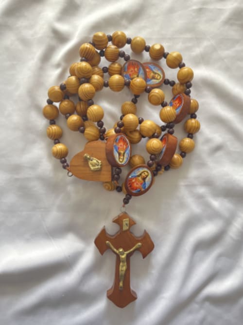 Rosario Dinding Sedang Loreng Gold