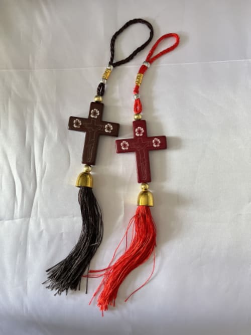 Gantungan Mobil Salib