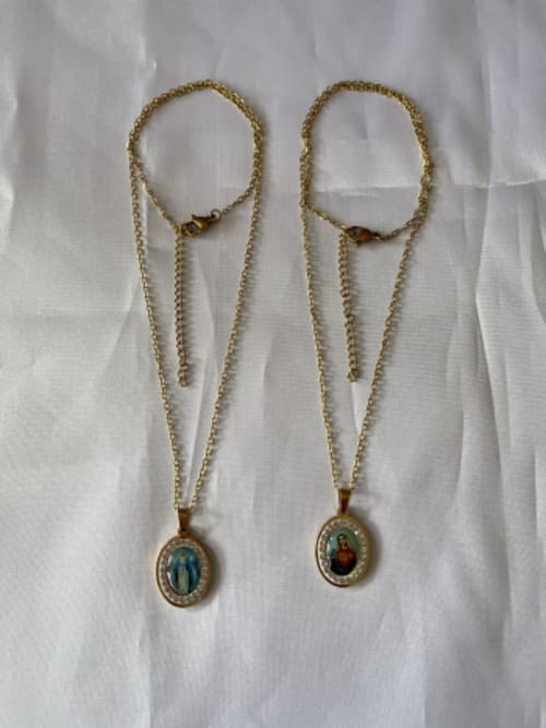 Kalung Liontin Maria Mata