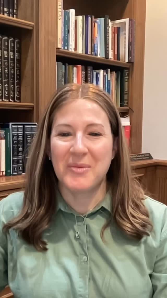 Instagram post from nishmatyoatzot.us. This post is in position 8.